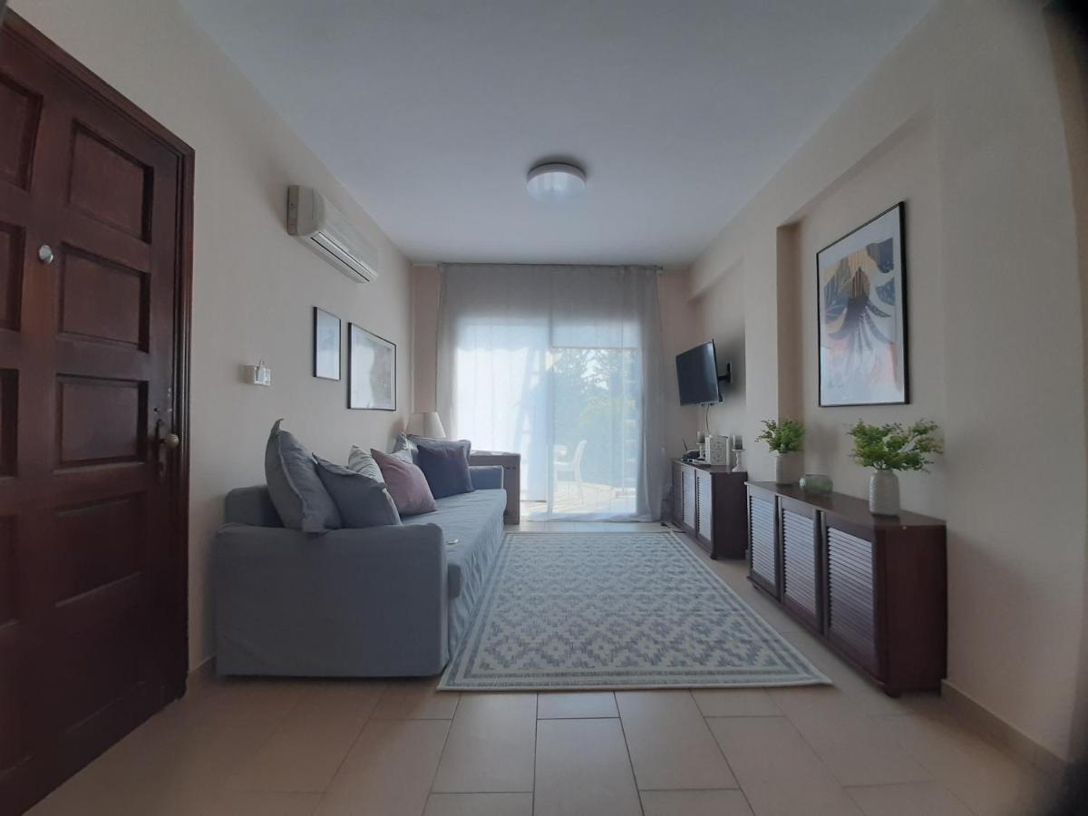 Maya*S Comfortable Apartment! Paphos Exteriör bild